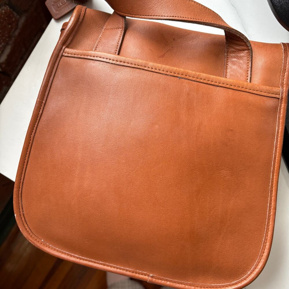 Vintage Coach Large Sidepack 9979 in British Tan Made in the United States - Picture 8 of 15
